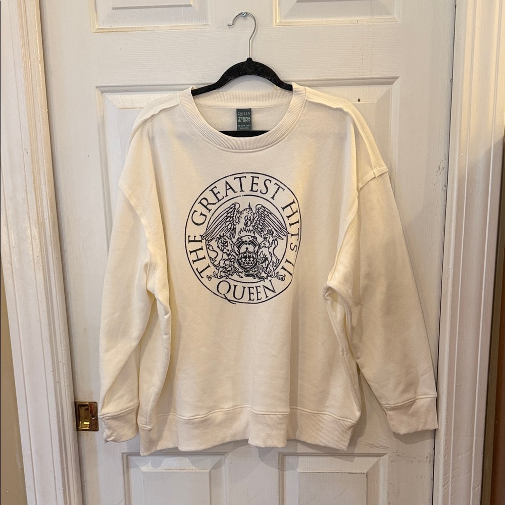 Queen Graphic Cream Crewneck Sweater